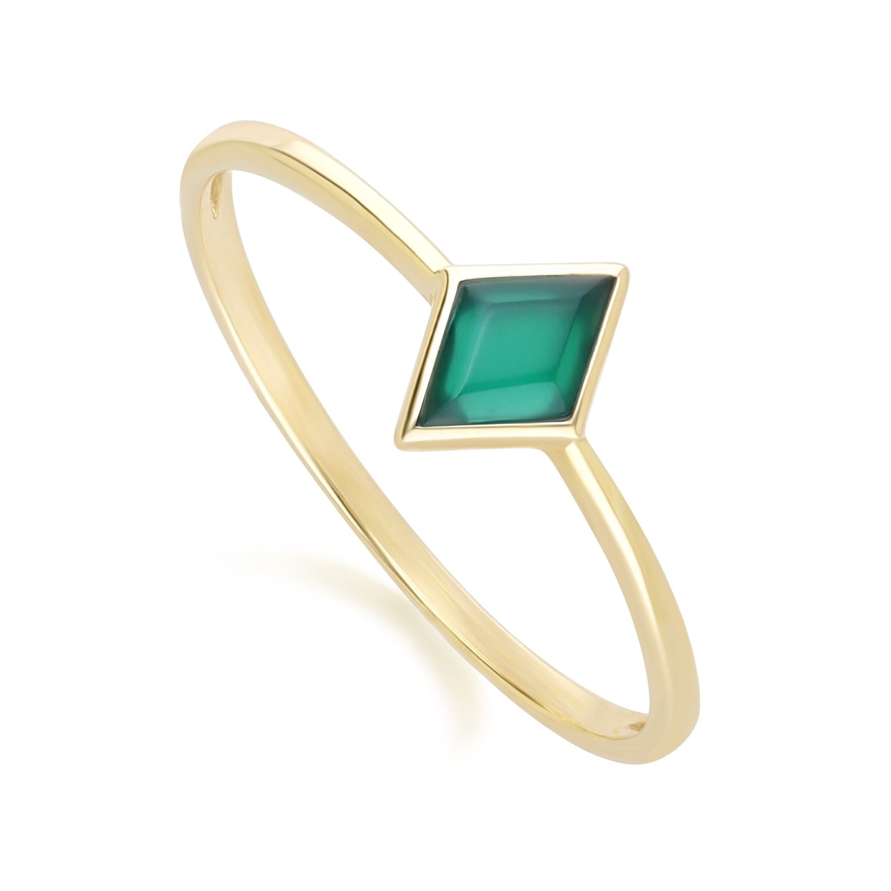 Classic Chalcedony Ring in 9ct Yellow Gold